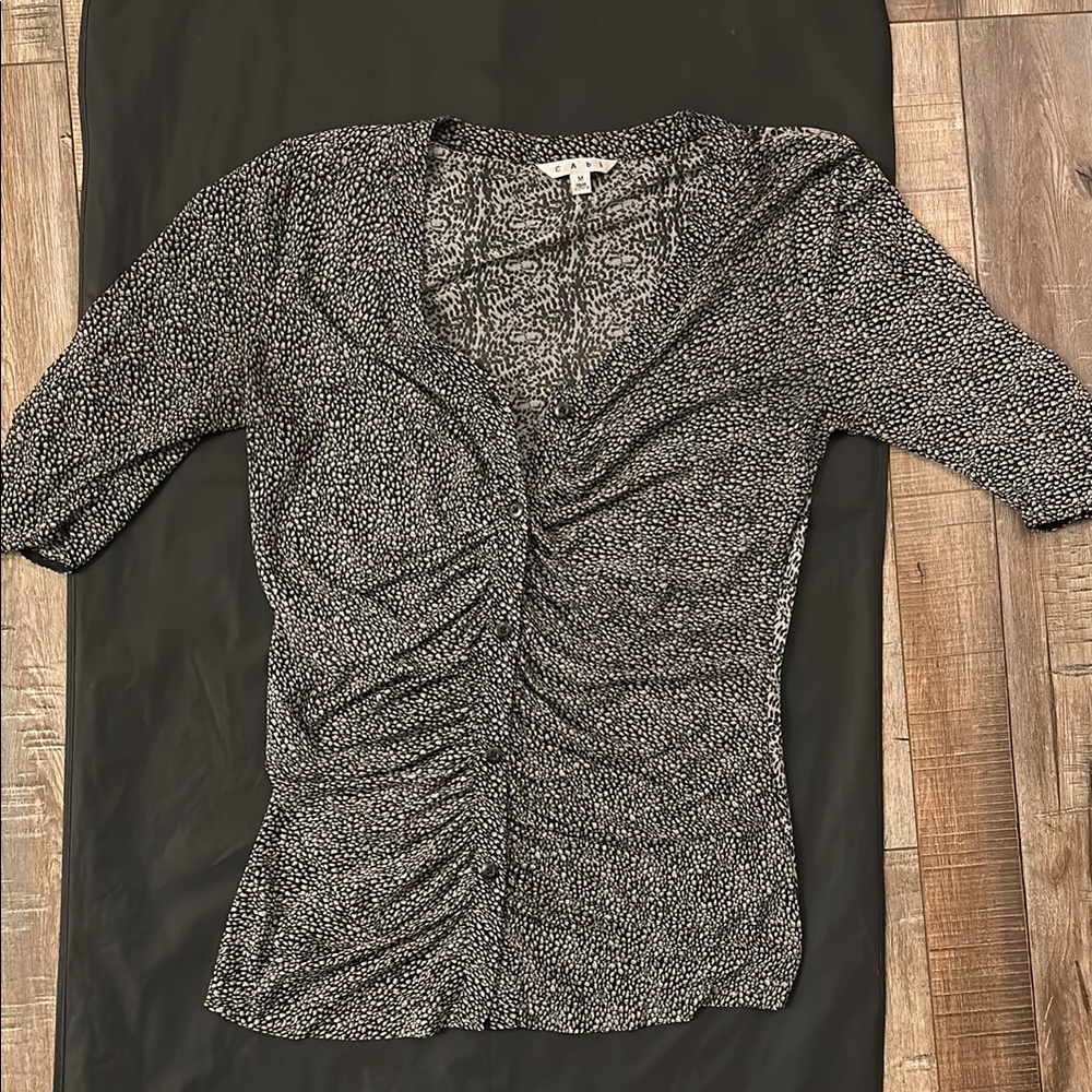 Cabi Black and White Ruched Women's Top